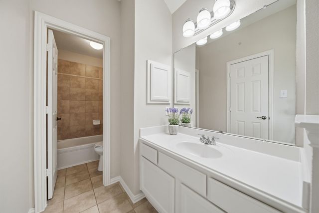 4817 West Fork Boulevard, Conroe, TX 77304