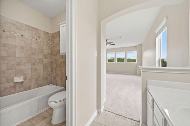 4817 West Fork Boulevard, Conroe, TX 77304