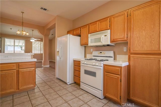 13055 Madison Circle, Victorville, CA 92392