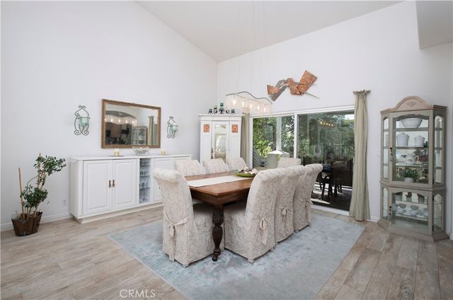 10118 Boulder Knolls Drive, Escondido, CA 92026