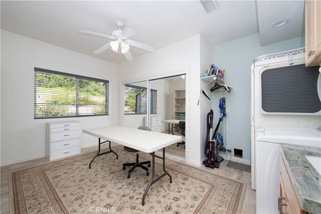 10118 Boulder Knolls Drive, Escondido, CA 92026