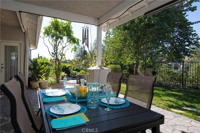 10118 Boulder Knolls Drive, Escondido, CA 92026