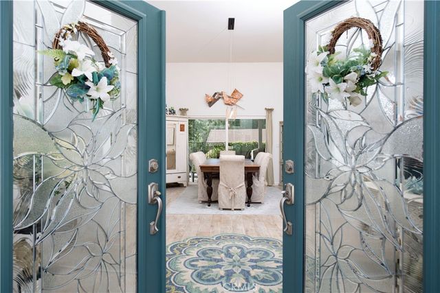 10118 Boulder Knolls Drive, Escondido, CA 92026