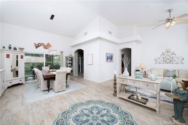 10118 Boulder Knolls Drive, Escondido, CA 92026