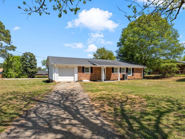 131 Linville Drive, Moore, SC 29369