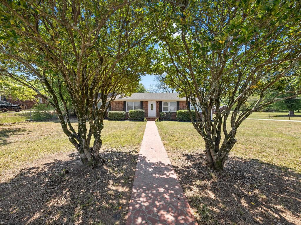 131 Linville Drive, Moore, SC 29369