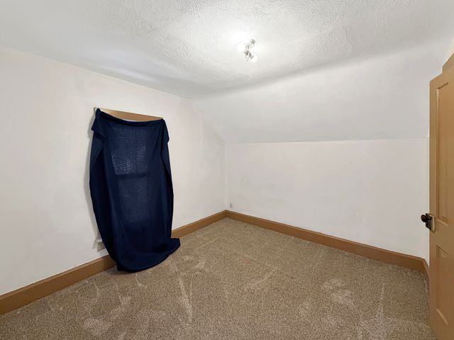 430 W American Street, Freeport, IL 61032