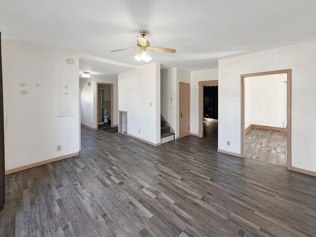 430 W American Street, Freeport, IL 61032