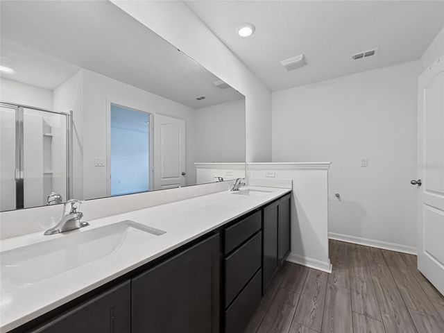 1552 WYNFORD CIRCLE, Tavares, FL 32778