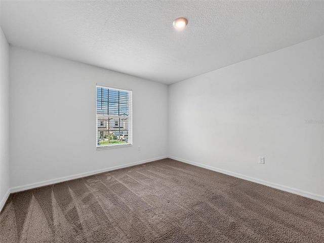 1552 WYNFORD CIRCLE, Tavares, FL 32778