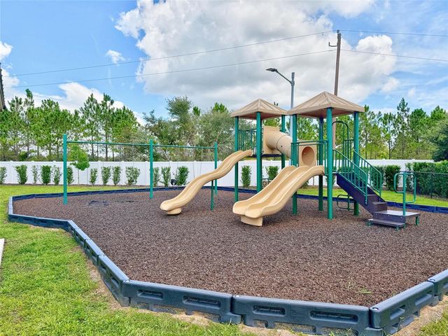 1552 WYNFORD CIRCLE, Tavares, FL 32778