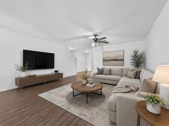 1552 WYNFORD CIRCLE, Tavares, FL 32778