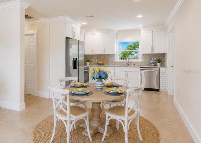 404 12TH STREET SW, Ruskin, FL 33570