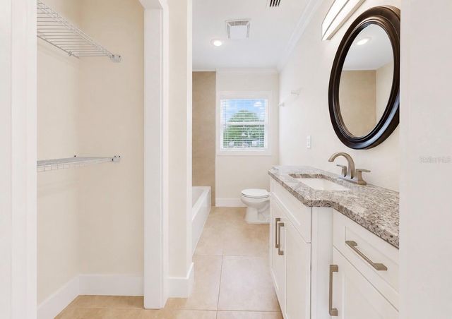 404 12TH STREET SW, Ruskin, FL 33570