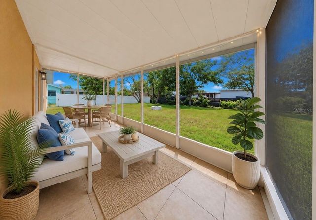 404 12TH STREET SW, Ruskin, FL 33570