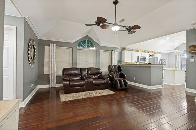 1516 Cripple Creek Court, Desoto, TX 75115