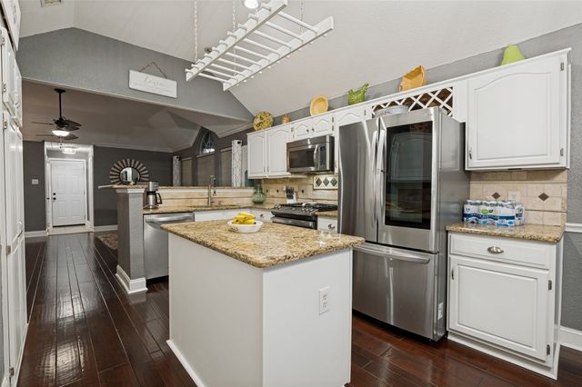 1516 Cripple Creek Court, Desoto, TX 75115