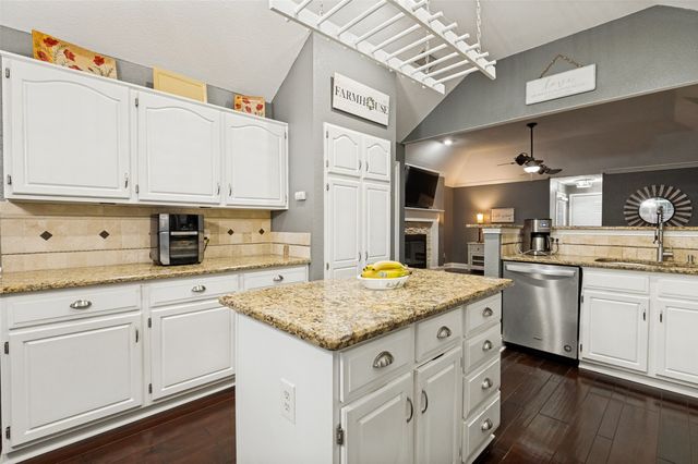 1516 Cripple Creek Court, Desoto, TX 75115