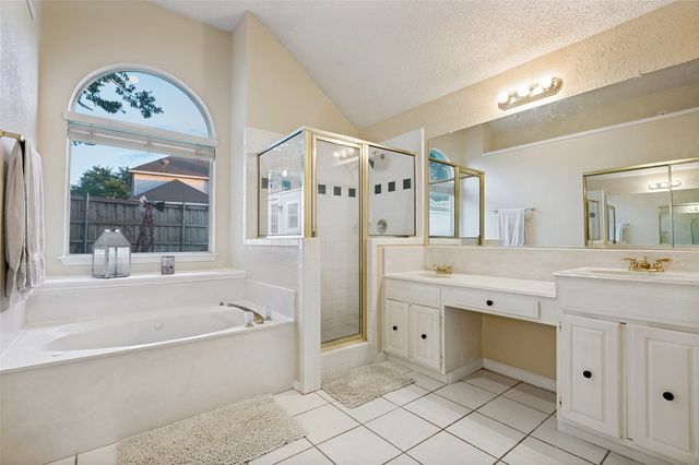 1516 Cripple Creek Court, Desoto, TX 75115