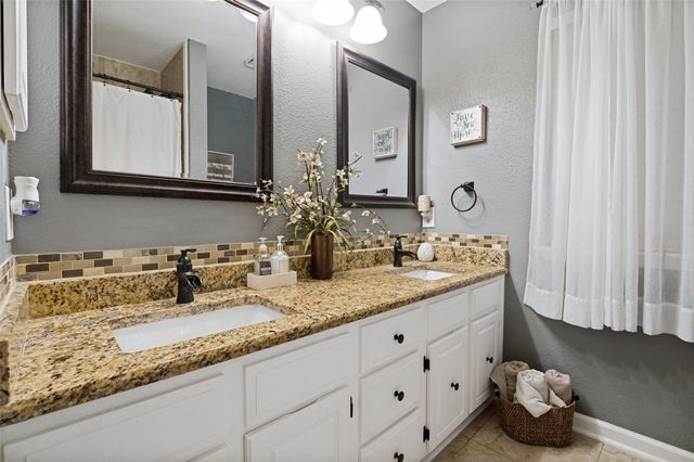 1516 Cripple Creek Court, Desoto, TX 75115