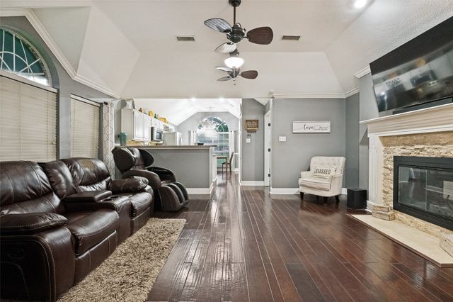 1516 Cripple Creek Court, Desoto, TX 75115