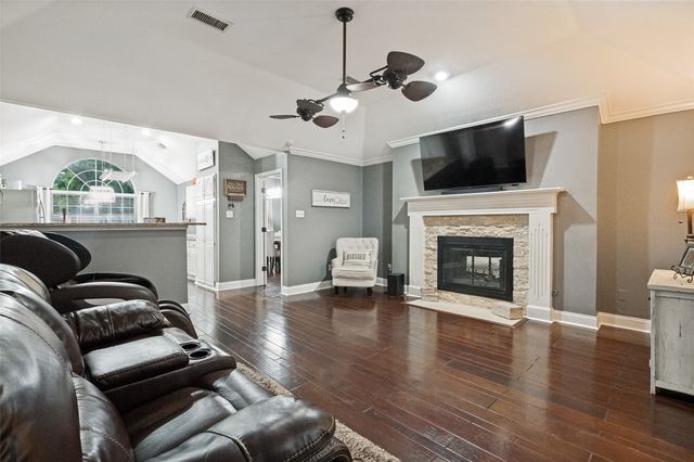 1516 Cripple Creek Court, Desoto, TX 75115