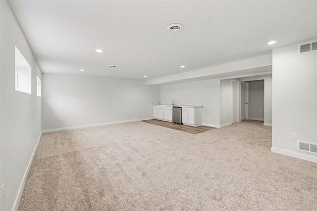 5493 Rose Ridge Court, Rockford, MI 49341