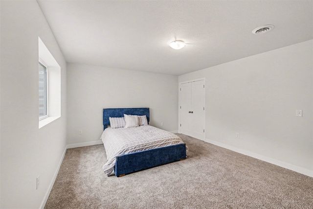 5493 Rose Ridge Court, Rockford, MI 49341