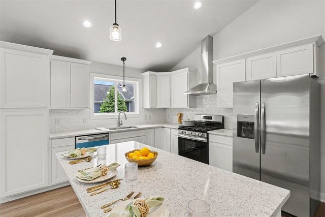 5493 Rose Ridge Court, Rockford, MI 49341
