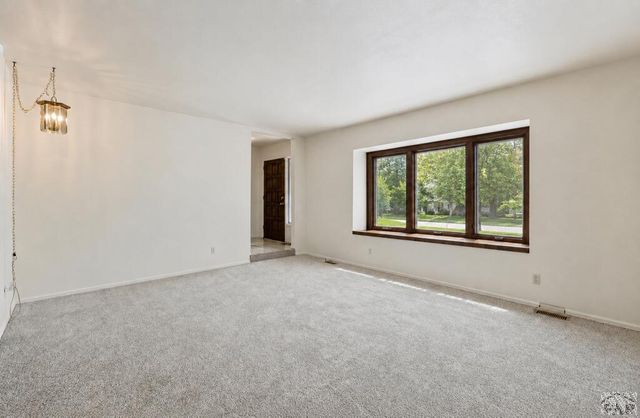 120 Clubridge Pl, Colorado Springs, CO 80906