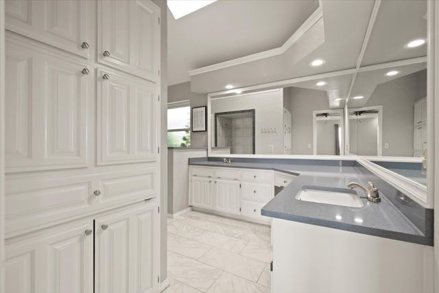10200 Fieldcrest Drive, Benbrook, TX 76126