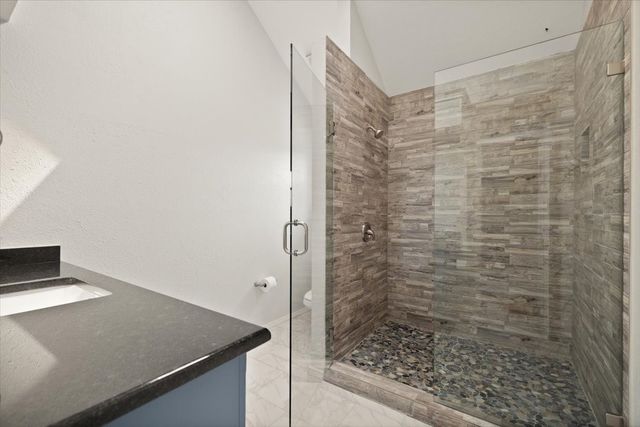 10200 Fieldcrest Drive, Benbrook, TX 76126