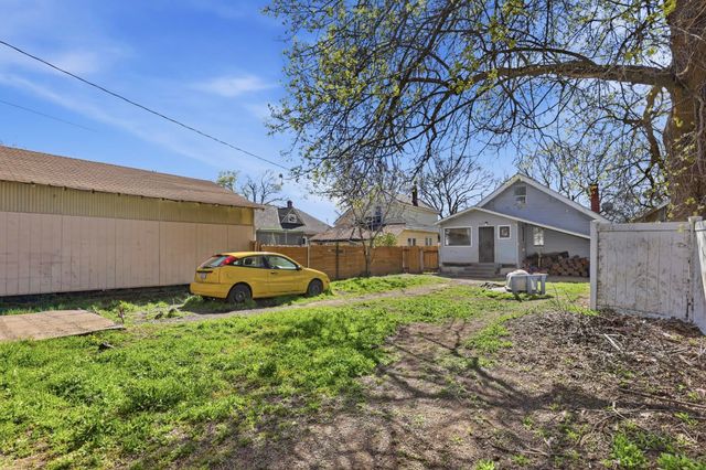 2216 W Dean Ave, Spokane, WA 99201