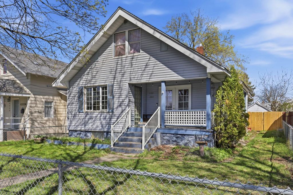 2216 W Dean Ave, Spokane, WA 99201