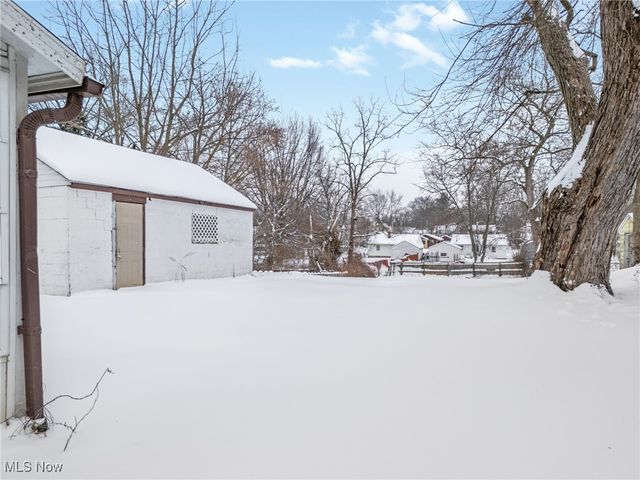 625 Wyandot Avenue, Akron, OH 44305