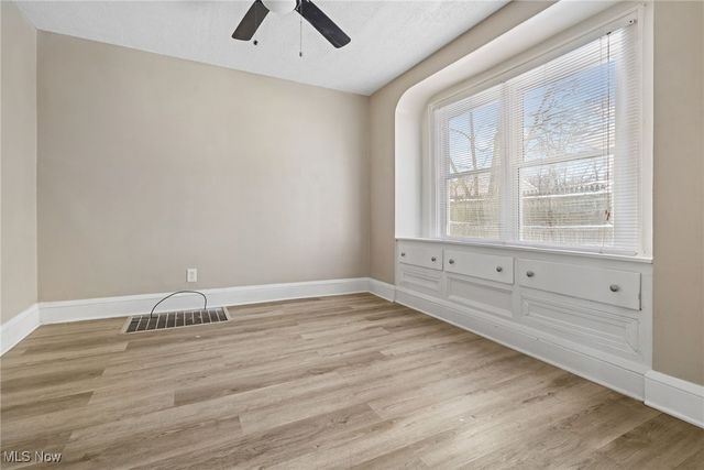 625 Wyandot Avenue, Akron, OH 44305