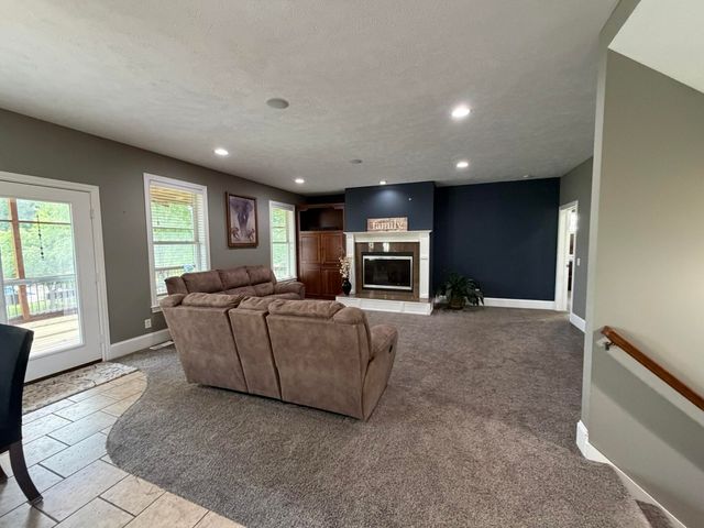 7809 Golf Meadows Drive Se, Caledonia Twp, MI 49316