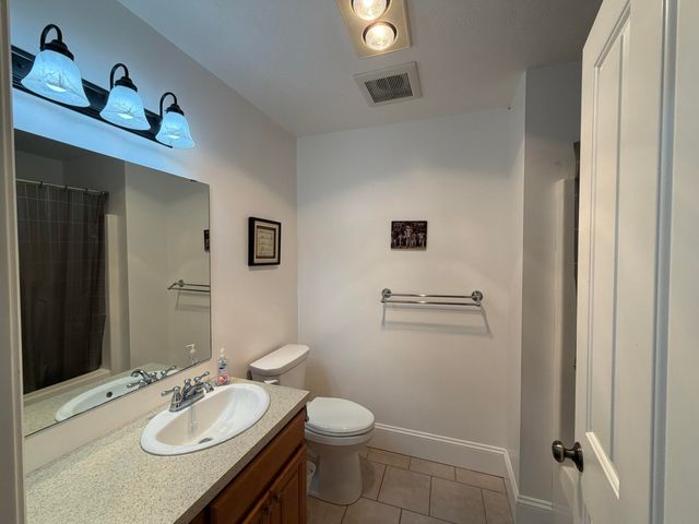 7809 Golf Meadows Drive Se, Caledonia Twp, MI 49316