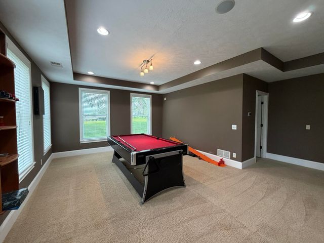 7809 Golf Meadows Drive Se, Caledonia Twp, MI 49316