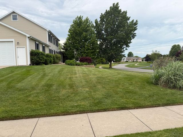 7809 Golf Meadows Drive Se, Caledonia Twp, MI 49316