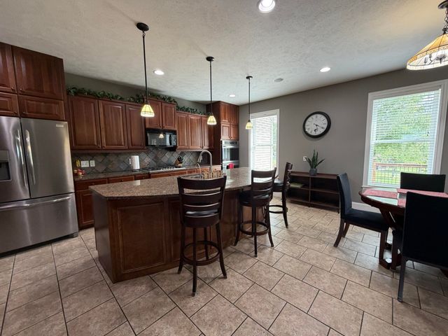 7809 Golf Meadows Drive Se, Caledonia Twp, MI 49316