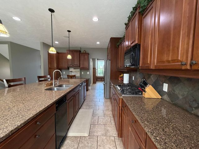 7809 Golf Meadows Drive Se, Caledonia Twp, MI 49316