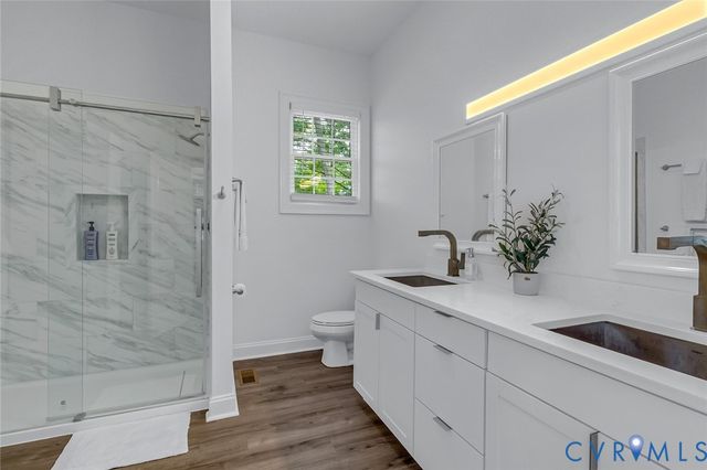 3315 Windmill Point Rd, White Stone, VA 22578