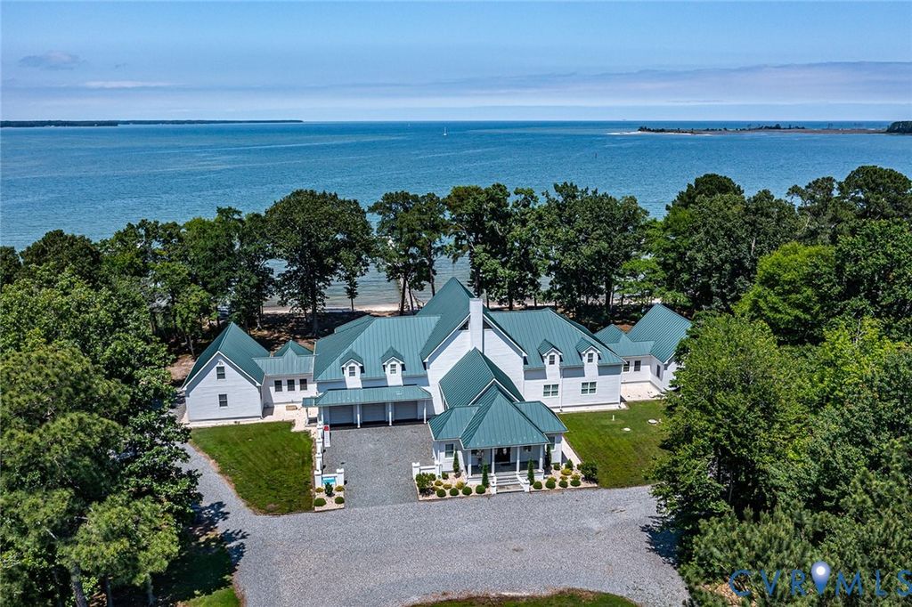 3315 Windmill Point Rd, White Stone, VA 22578