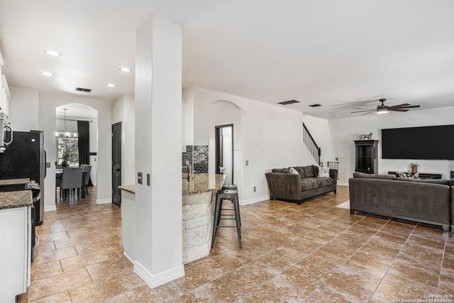 1307 Alaskan Wolf, San Antonio, TX 78245