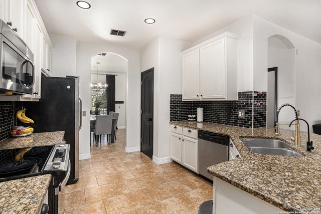 1307 Alaskan Wolf, San Antonio, TX 78245