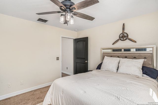 1307 Alaskan Wolf, San Antonio, TX 78245