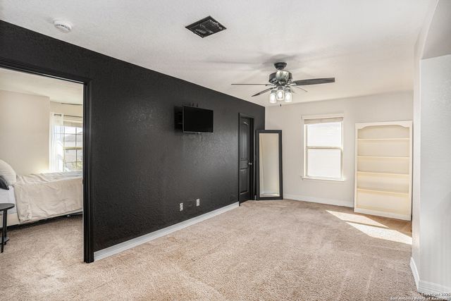 1307 Alaskan Wolf, San Antonio, TX 78245