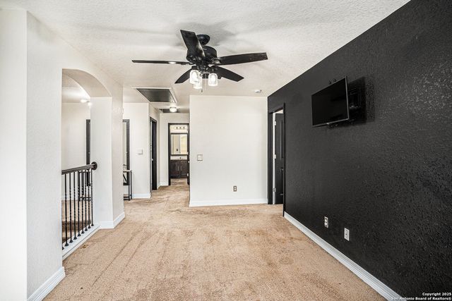 1307 Alaskan Wolf, San Antonio, TX 78245