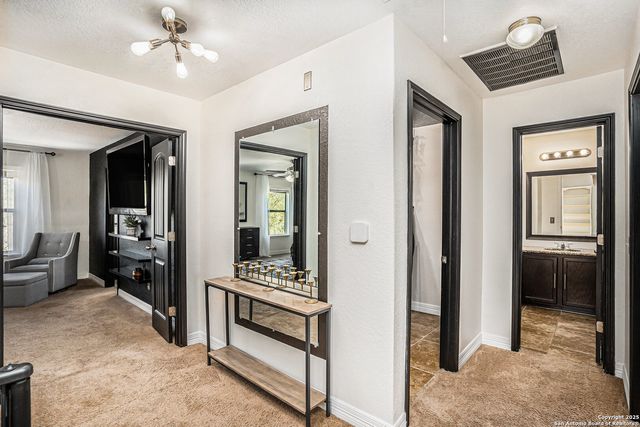 1307 Alaskan Wolf, San Antonio, TX 78245